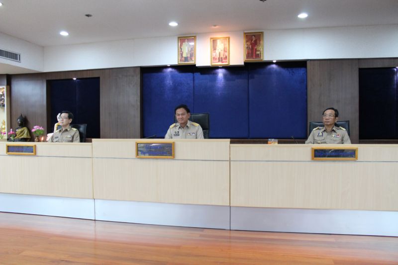 31 พค.60 น.ส.นันทนา  หวังธงชัยเจริญ ร่วมประชุมหัวหน้าส่วนราชการจังหวัดสมุทรสาคร