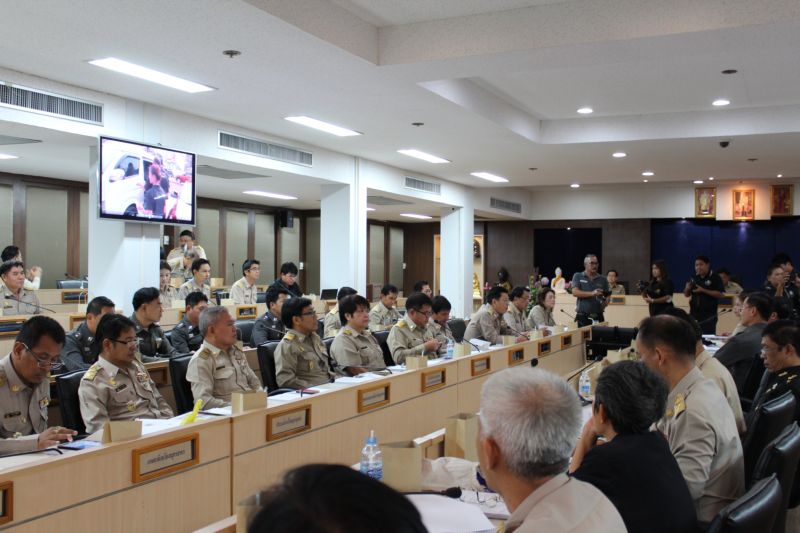 31 พค.60 น.ส.นันทนา  หวังธงชัยเจริญ ร่วมประชุมหัวหน้าส่วนราชการจังหวัดสมุทรสาคร
