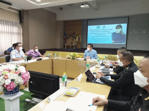 ???? พช.สมุทรสาคร ร่วมประชุมคณะกรรมการเตรียมการรับเสด็จทูลกระหม่อมหญิงอุบลรัตนราชกัญญา สิริวัฒนาพรรณวดี ในวโรกาสเสด็จเยี่ยมสมาชิกและติดตามผลการดำเนินงานโครงการรณรงค์ป้องกันและแก้ไขปัญหายาเสพติด TO BE NUMBER ONE จังหวัดสมุทรสาคร????  วันที่ 28 ตุลาคม 2565 เวลา 09.30 น. ณ โรงเรียนเทศบาลบ้านมหาชัย (อนุกูลราษฎร์) อำเภอเมืองสมุทรสาคร จังหวัดสมุทรสาคร โดยนายณรงค์ รักร้อย ผู้ว่าราชการจังหวัดสมุทรสาคร  เป็นประธานการประชุมเตรียมการรับเสด็จทูลกระหม่อมหญิงอุบลรัตนราชกัญญา สิริวัฒนาพรรณวดี ในวโรกาสเสด็จเยี่ยมสมาชิกและติดตามผลการดำเนินงานโครงการรณรงค์ป้องกันและแก้ไขปัญหายาเสพติด TO BE NUMBER ONE จังหวัดสมุทรสาคร โดยนางศลิษา ม่วงใหม่ พัฒนาการจังหวัดสมุทรสาคร เข้าร่วมประชุมฯ  ประเด็นการประชุม มีดังนี้ 1 : แจ้งกำหนดการเสด็จของทูลกระหม่อมหญิงอุบลรัตนราชกัญญา สิริวัฒนาพรรณวดี ในวโรกาสเสด็จเยี่ยมสมาชิกและติดตามผลการดำเนินงานโครงการรณรงค์ป้องกันและแก้ไขปัญหายาเสพติด TO BE NUMBER ONE จังหวัดสมุทรสาคร 2 : รายงานความพร้อมในการเตรียมงานของคณะกรรมการฯ ในแต่ะละคณะ  #SMART SK # โคกหนองนา #โคกหนองนาโมเดล #โคกหนองนาพัฒนาชุมชน #World soil Day #World soil Day CDD #UNFAO #SEPtoSDGs #SDGforAll@kmit #ปิดหมู่บ้าน 3 เดือนพวกเราอยู่ได้ #108อาชีพแก้จนพัฒนาคนทุกช่วงวัย wecareaboutyou #Changeforgood ? ภาพ/ข่าว…ทีมงานสารสนเทศการพัฒนาชุมชน พช.สมุทรสาคร